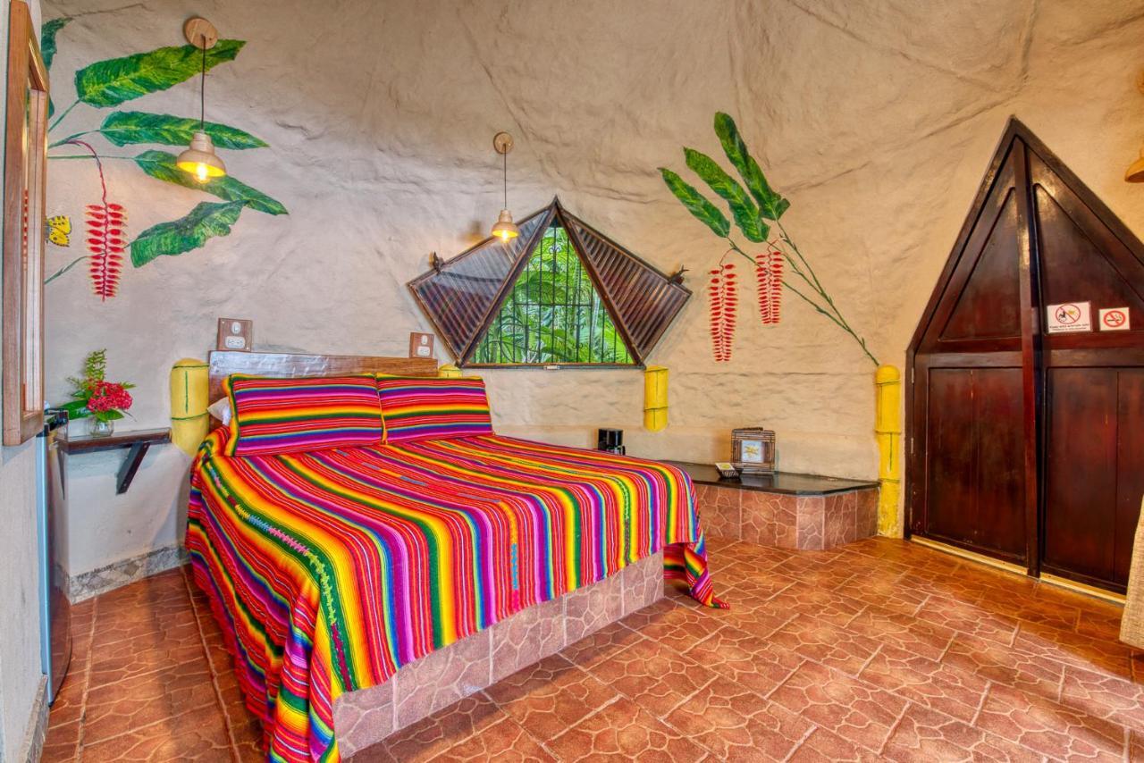 Ylang Ylang Beach Resort Montezuma Esterno foto
