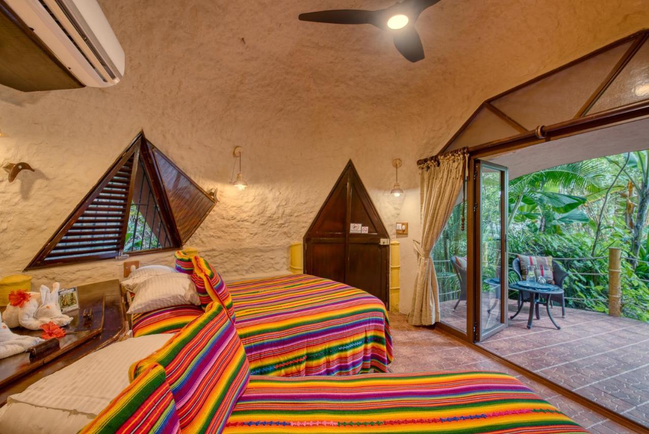 Ylang Ylang Beach Resort Montezuma Esterno foto