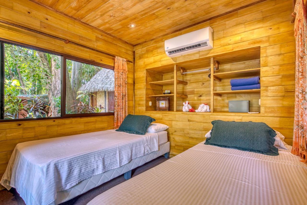 Ylang Ylang Beach Resort Montezuma Esterno foto